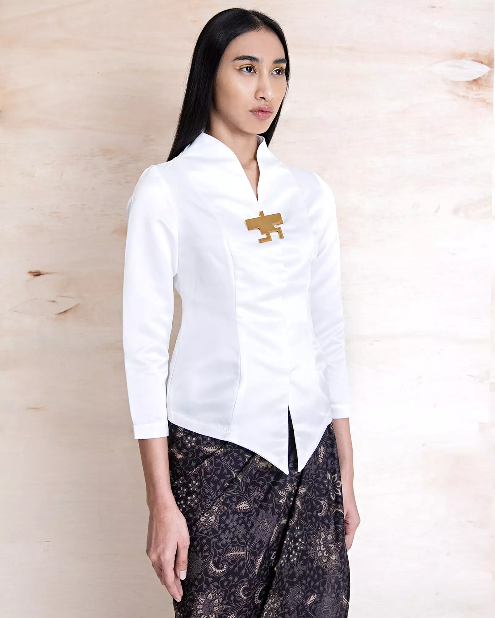 Kebaya Duchess (White)