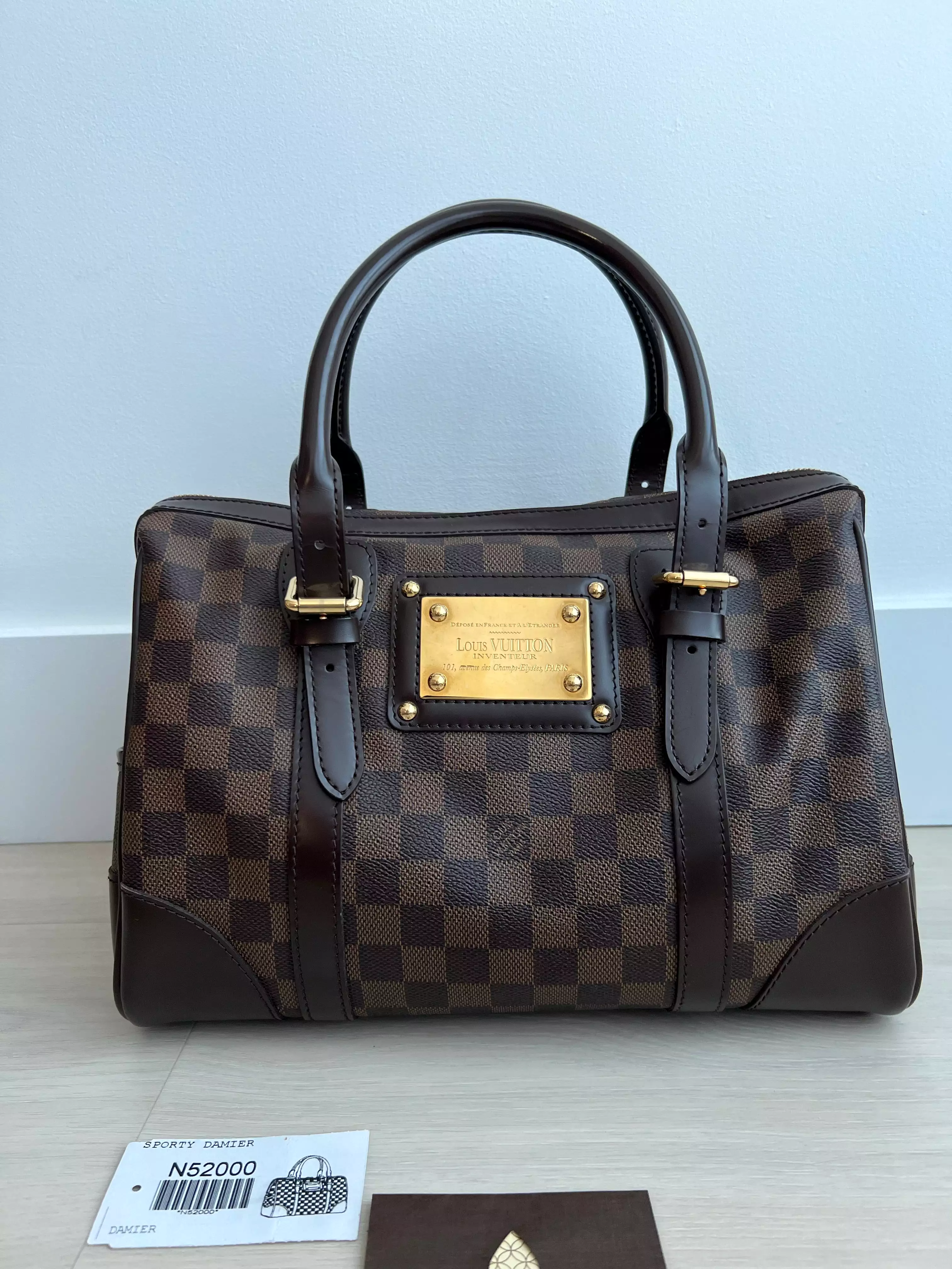 Louis Vuitton Berkeley Bag