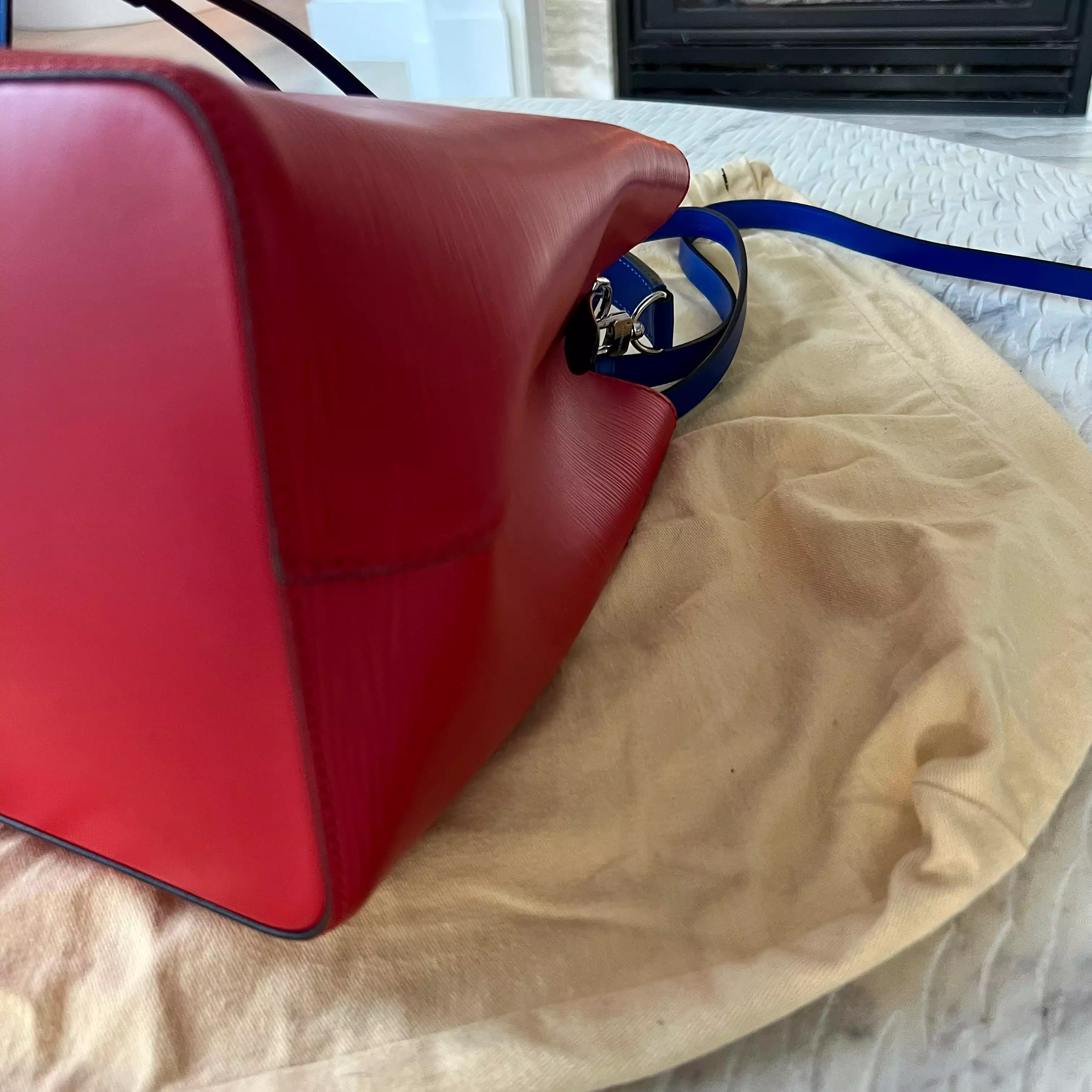 Louis Vuitton Neo Noe Bag