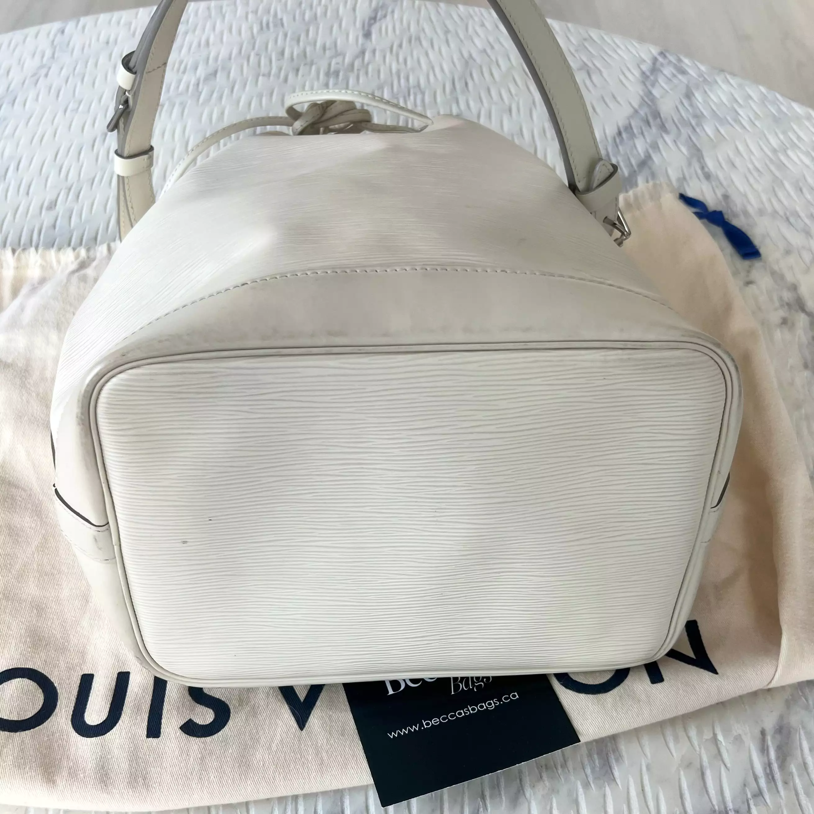 Louis Vuitton White Epi Leather Neo Noe Bag