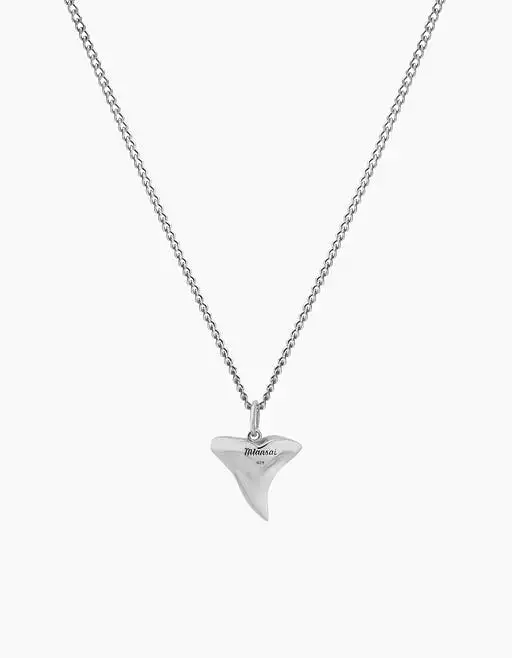 Shark Tooth Pendant Necklace 103-0314-001