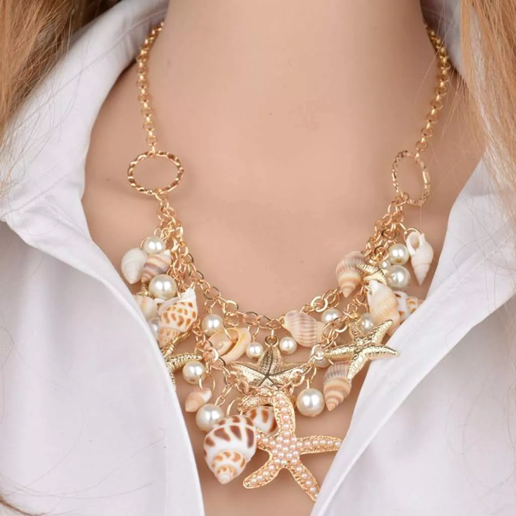 Shell Layered Gold Chain Necklace