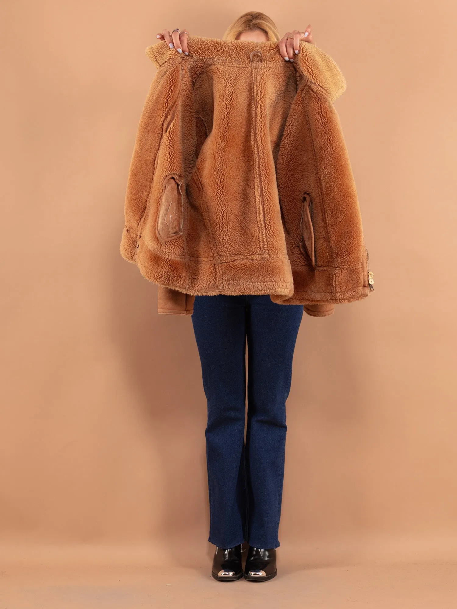 Vintage 70's Women Hooded Sheepskin Jacket in Beige